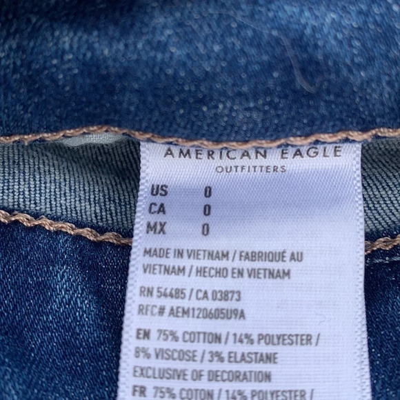 American Eagle size 0 distressed shorts - Picture 3 of 4